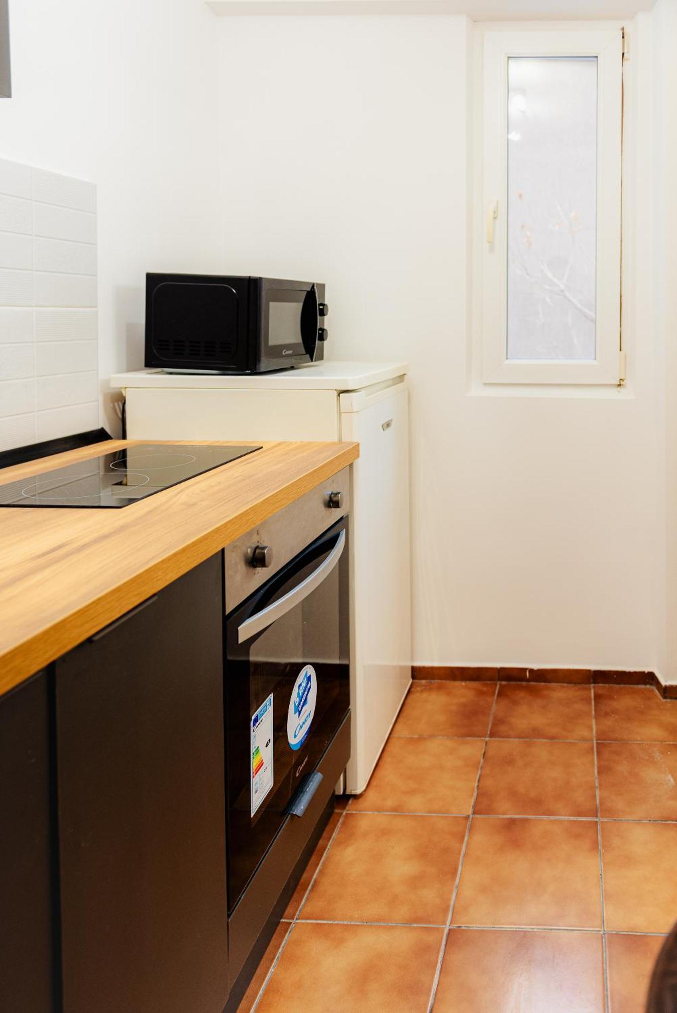 Central Modern Apartment - Victory Square Near Government Building Bukares Bagian luar foto